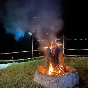 Campeggio Jush Native And Glamping, Dauis
